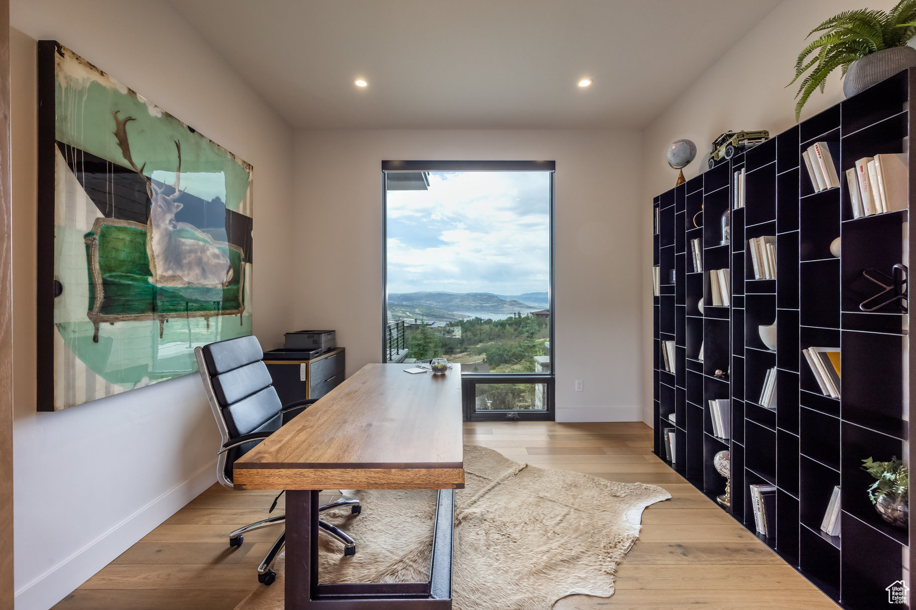 DEER VISTA - Residential