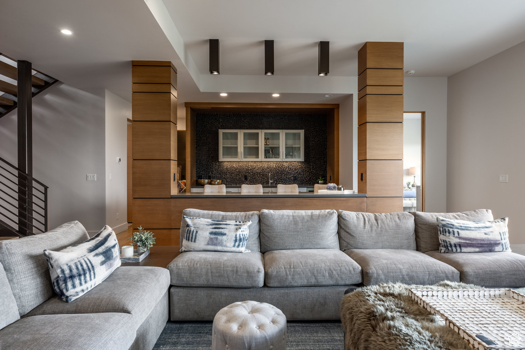 DEER VISTA - Residential