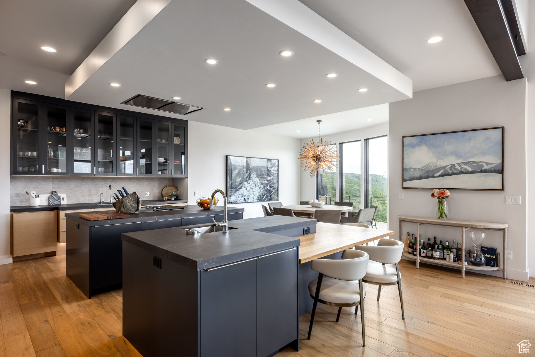 DEER VISTA - Residential