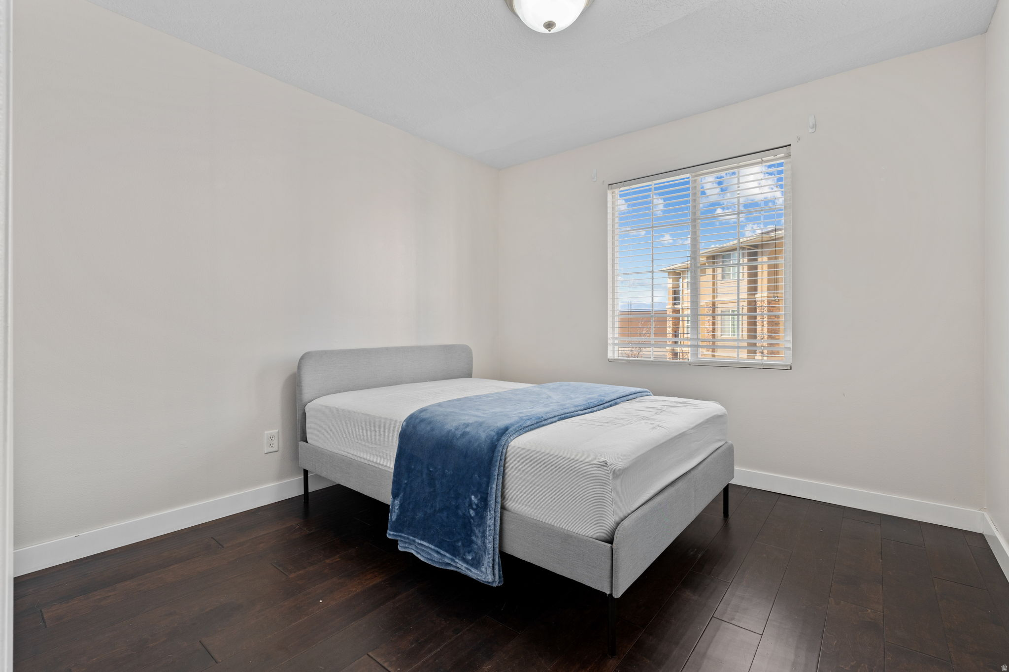 DRAPER PEAKS CONDOMINIUMS PHASE 4 - Residential