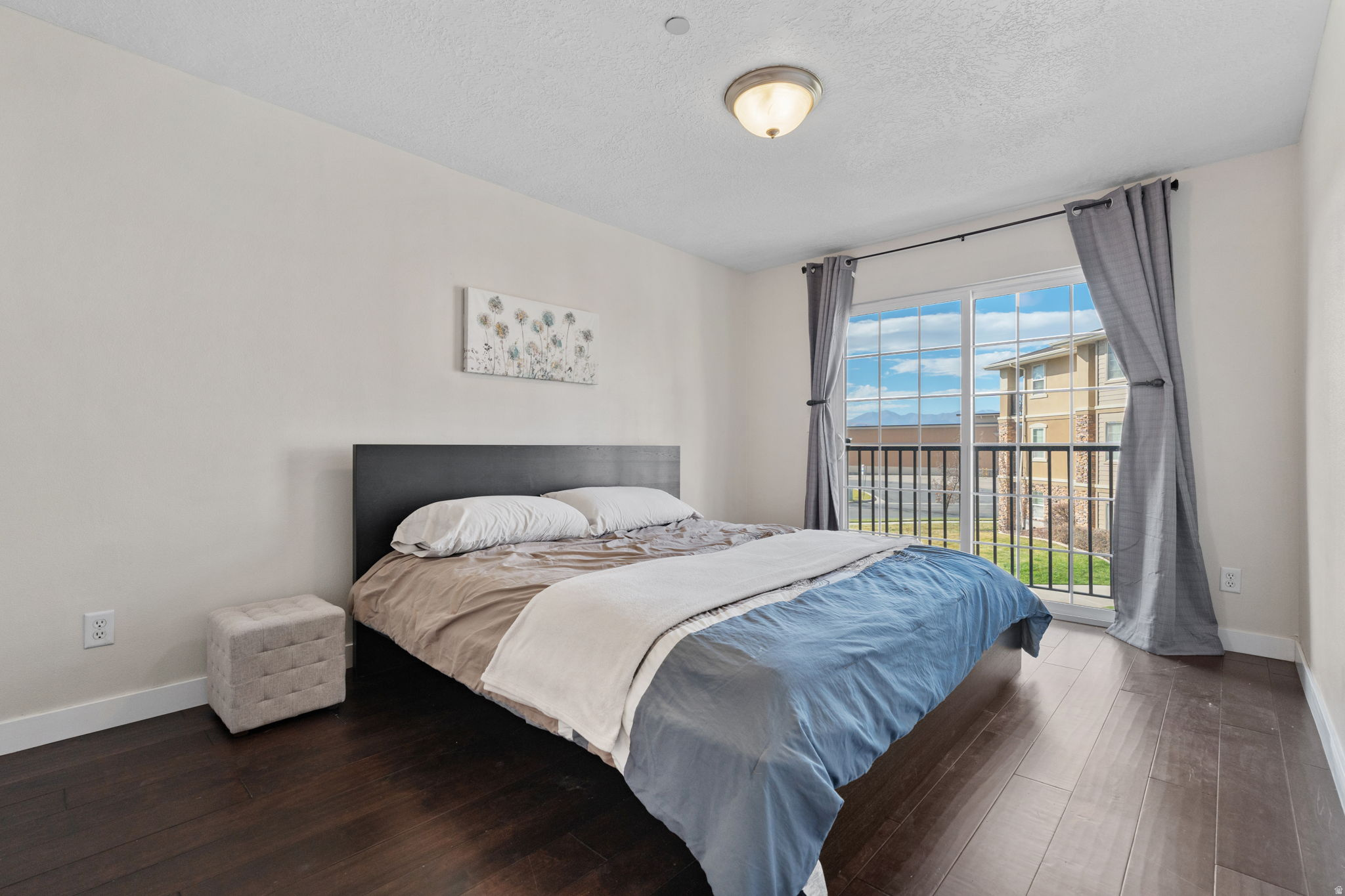 DRAPER PEAKS CONDOMINIUMS PHASE 4 - Residential