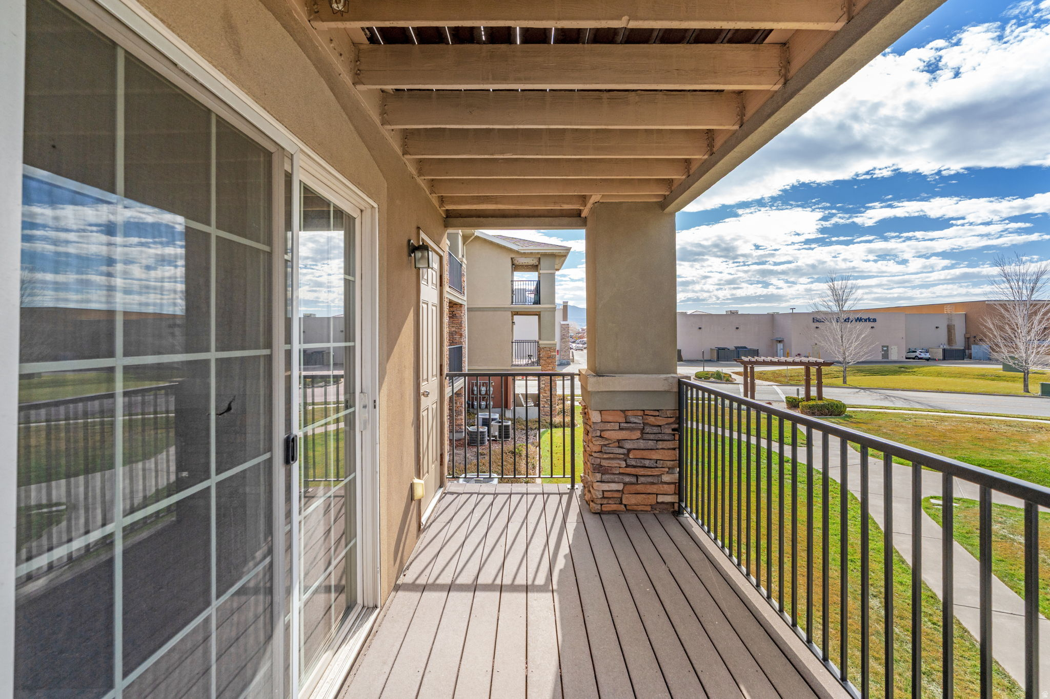 DRAPER PEAKS CONDOMINIUMS PHASE 4 - Residential