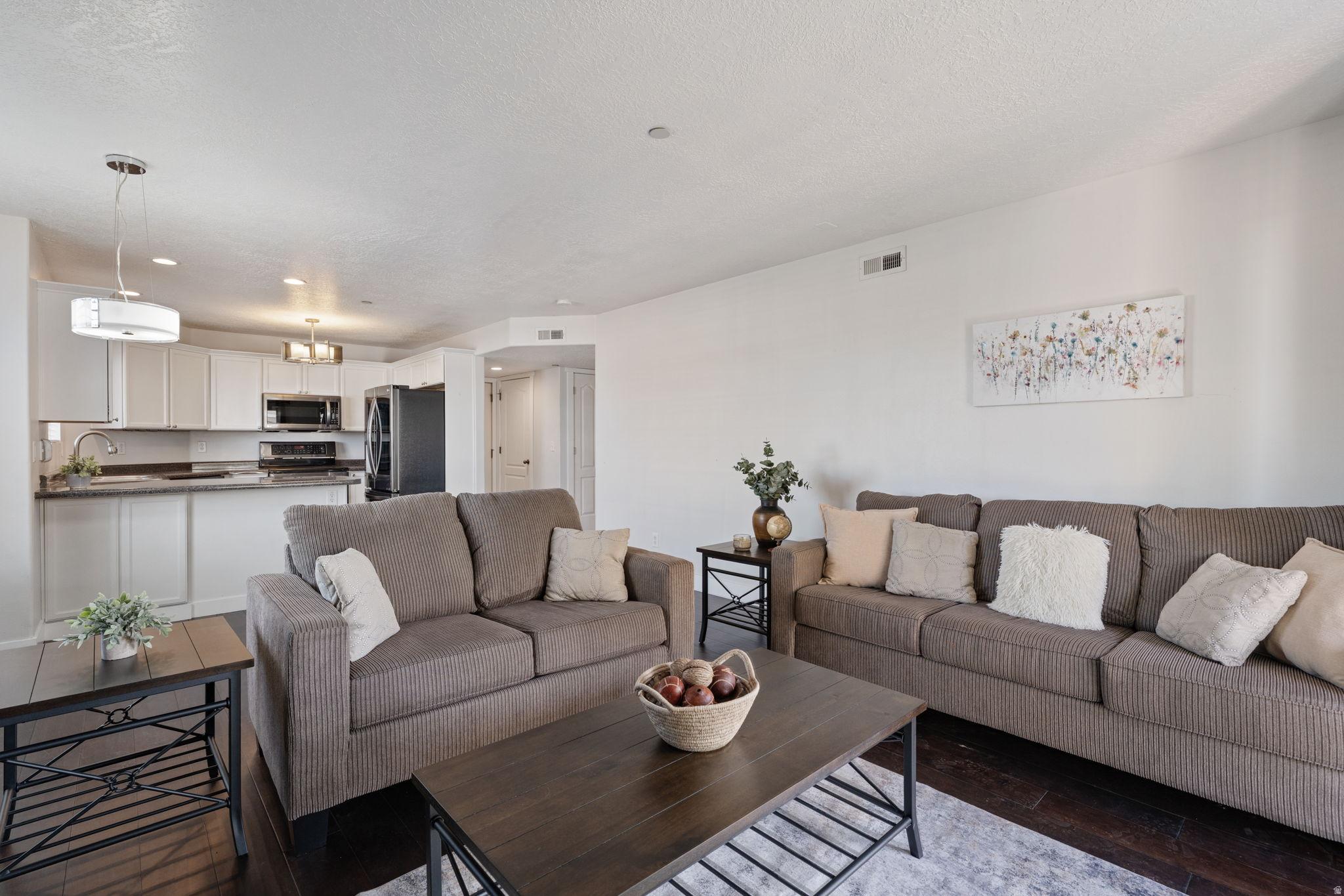 DRAPER PEAKS CONDOMINIUMS PHASE 4 - Residential