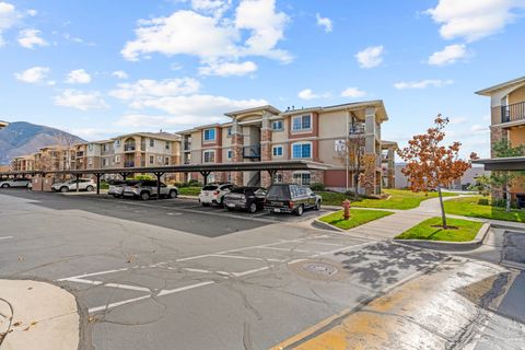 Photo of 196 E SPENCER PEAK WAY #D6, Draper, UT 84020 (MLS # 2123046)