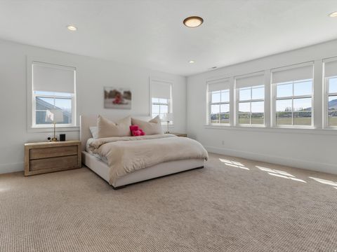 Tiny photo for 563 W FOUNDERS BLVD, Saratoga Springs, UT 84045 (MLS # 2148956)