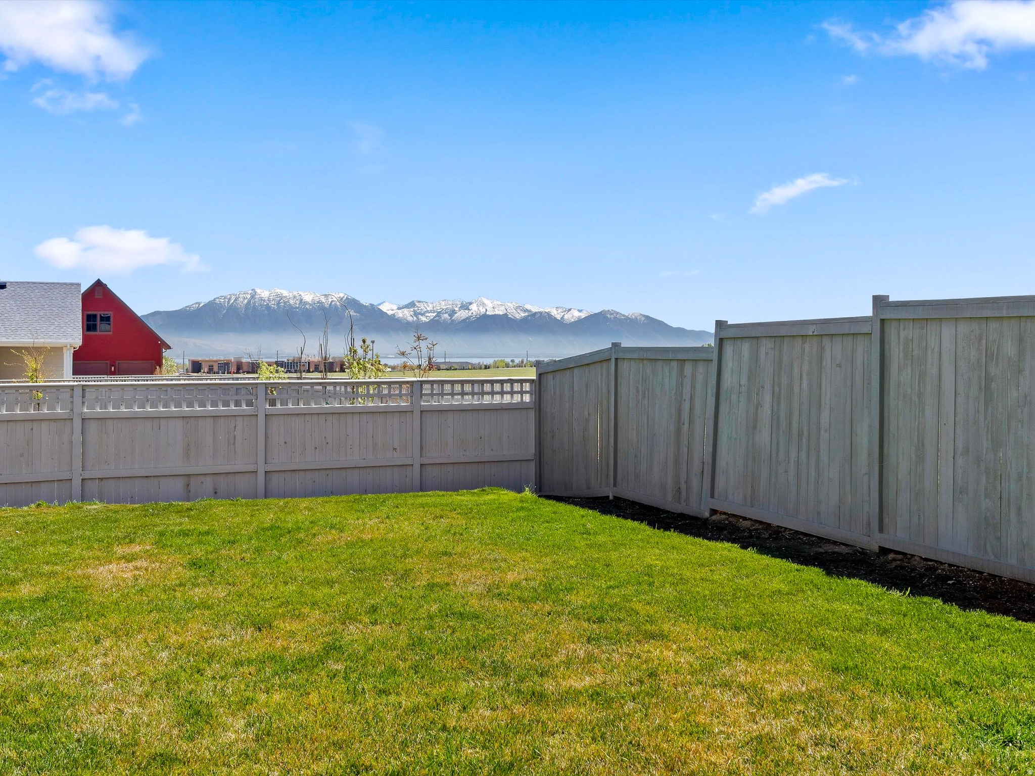 BEACON POINTE - Residential