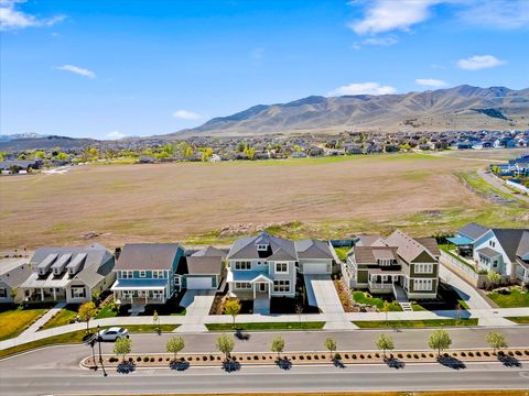 Tiny photo for 563 W FOUNDERS BLVD, Saratoga Springs, UT 84045 (MLS # 2148956)