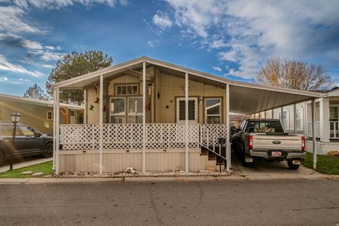 Photo of 4608 S CARMELLIA DR, Taylorsville, UT 84123 (MLS # 2125682)