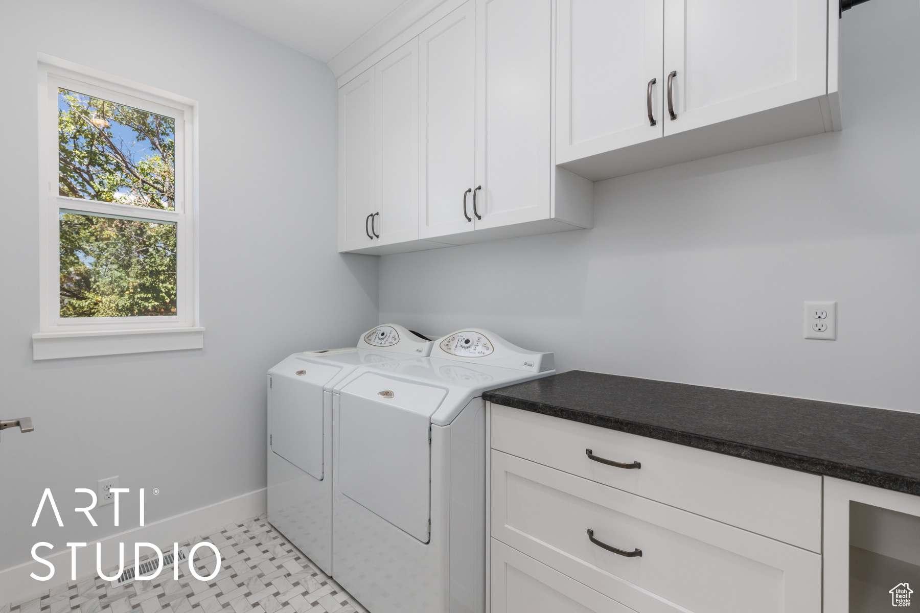 SUNSET RIDGE - Residential