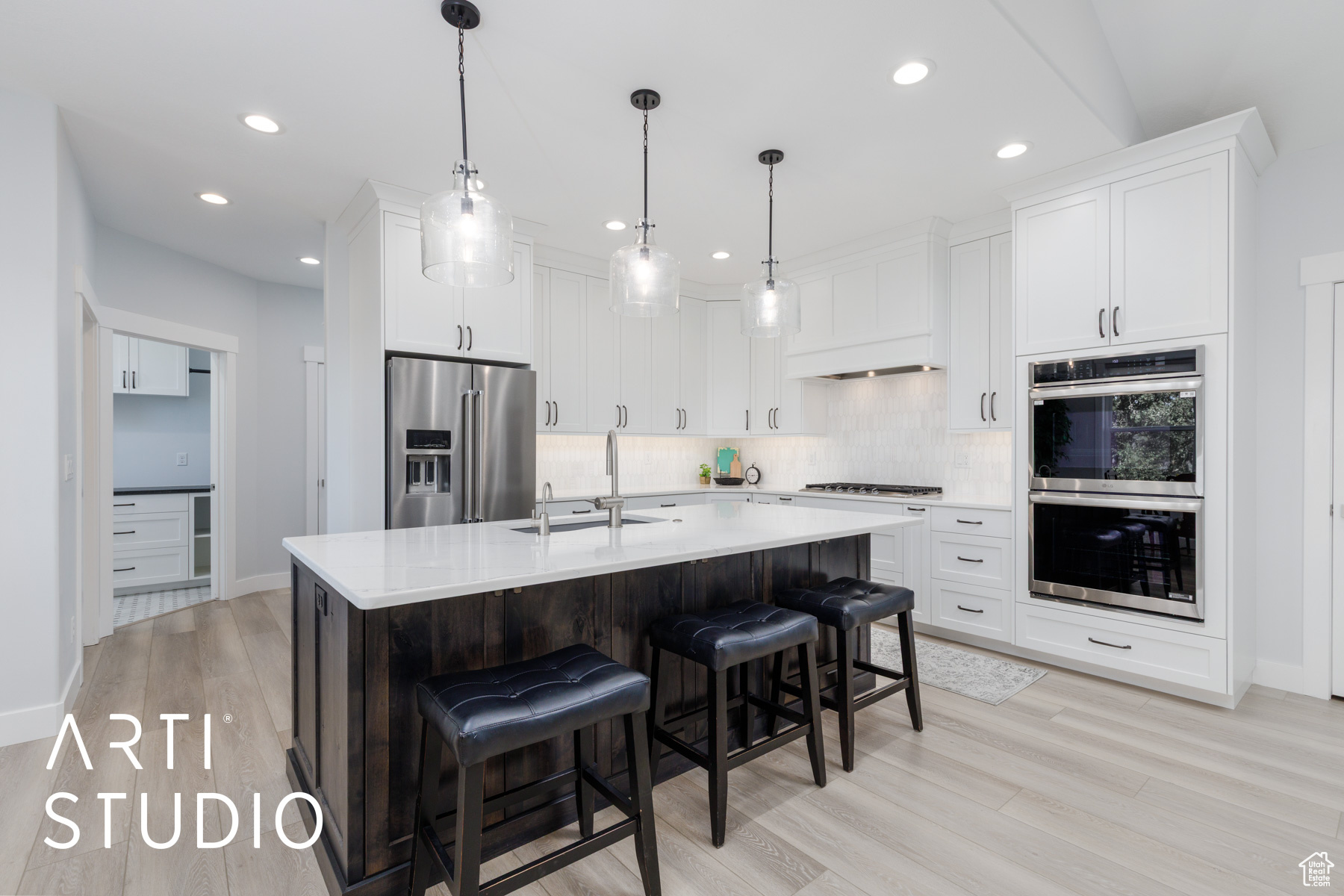 SUNSET RIDGE - Residential