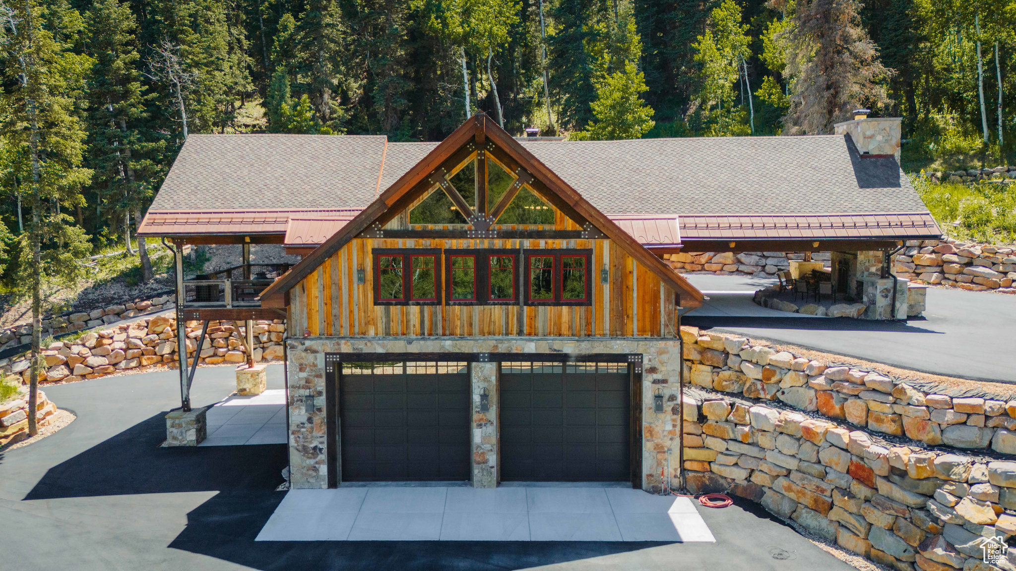 PINE MEADOW RANCH - Residential