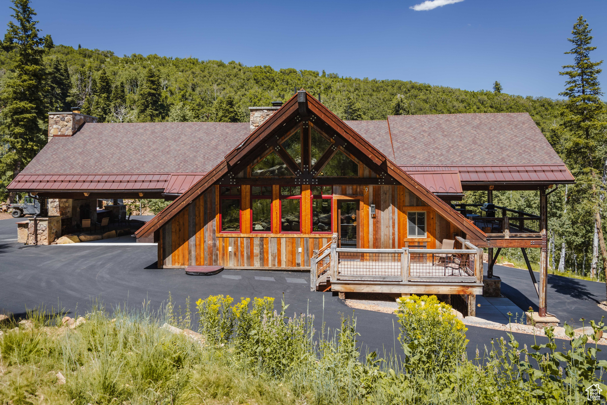 PINE MEADOW RANCH - Residential