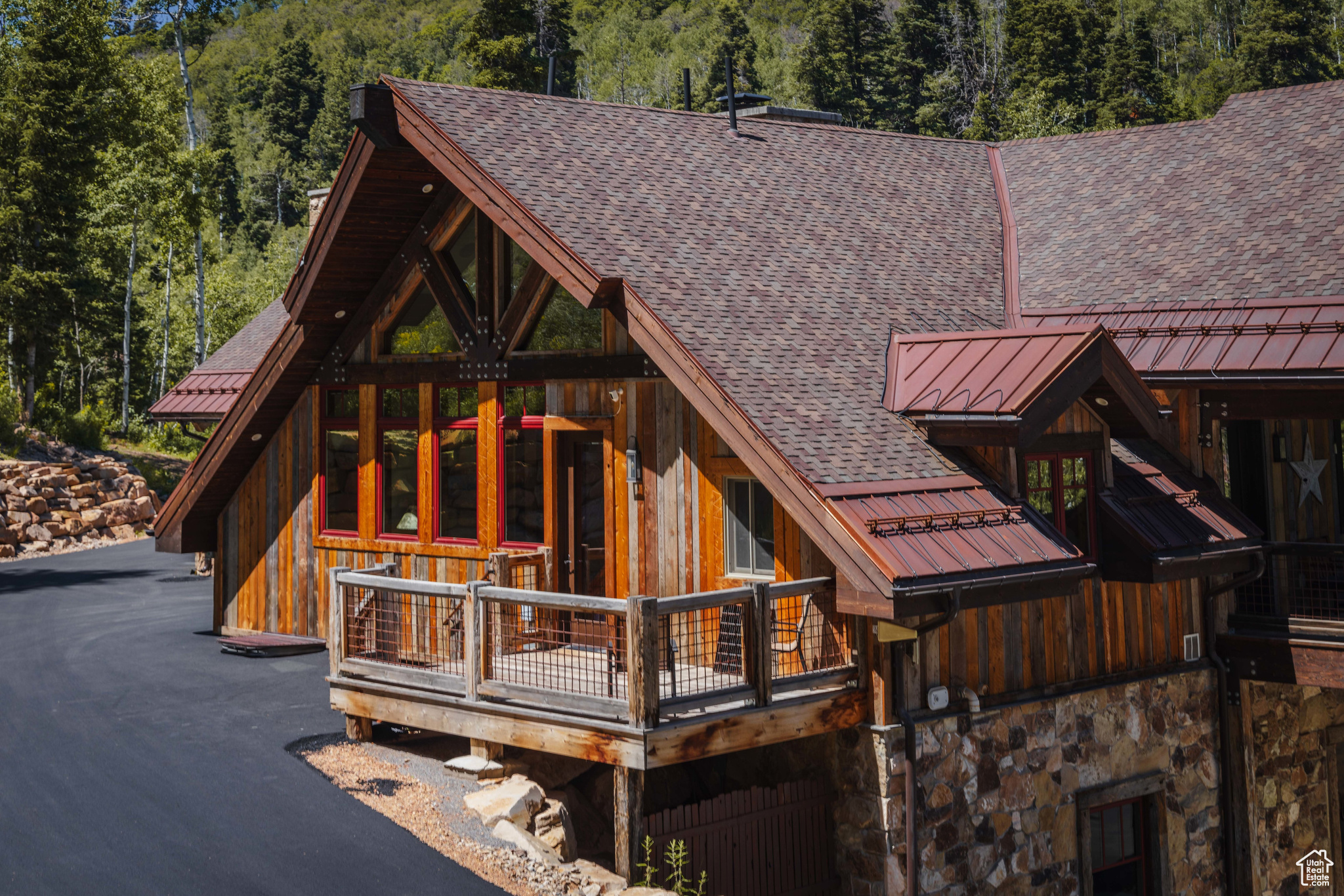 PINE MEADOW RANCH - Residential