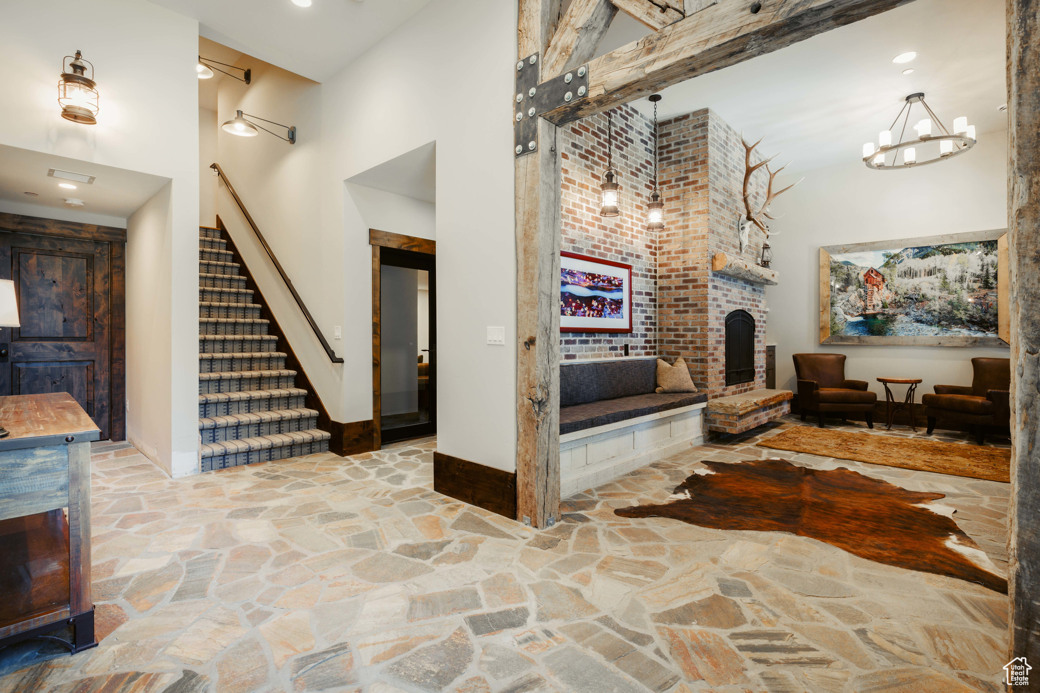 PINE MEADOW RANCH - Residential