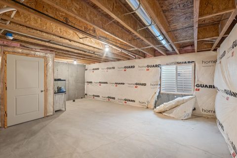 Tiny photo for 1786 E EAGLE LN, Eagle Mountain, UT 84005 (MLS # 2122973)