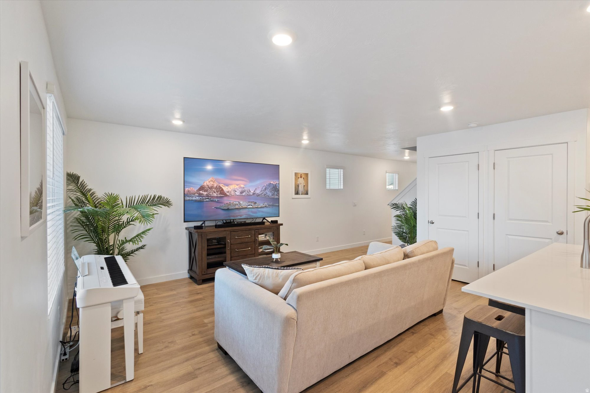 EAGLE POINT - Residential