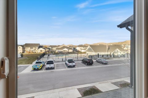 Tiny photo for 1786 E EAGLE LN, Eagle Mountain, UT 84005 (MLS # 2122973)