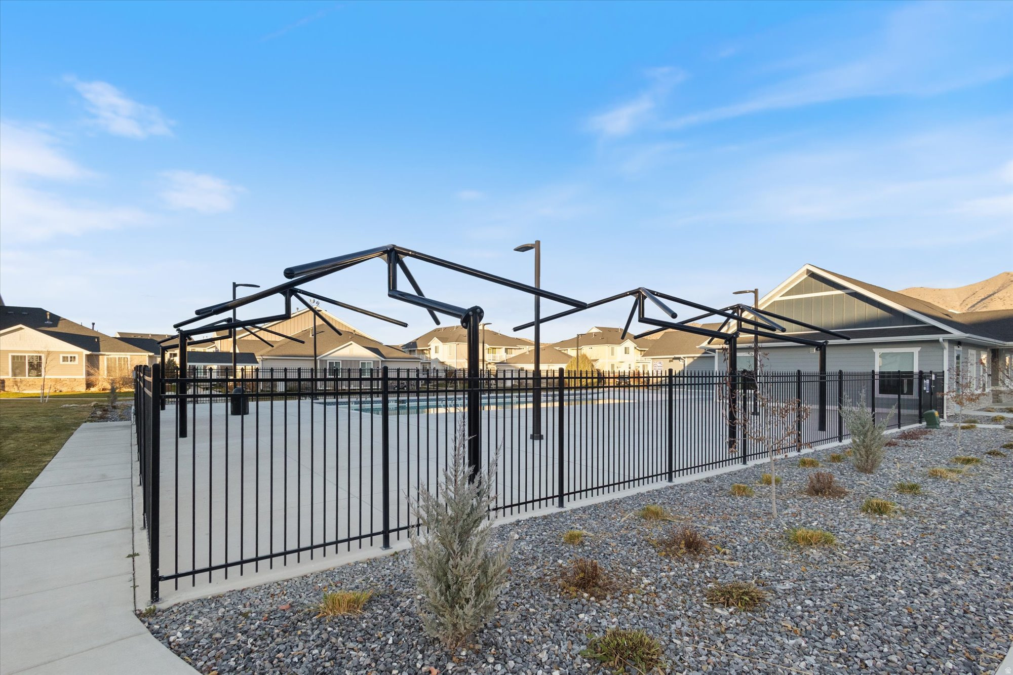 EAGLE POINT - Residential