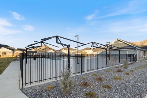 Tiny photo for 1786 E EAGLE LN, Eagle Mountain, UT 84005 (MLS # 2122973)