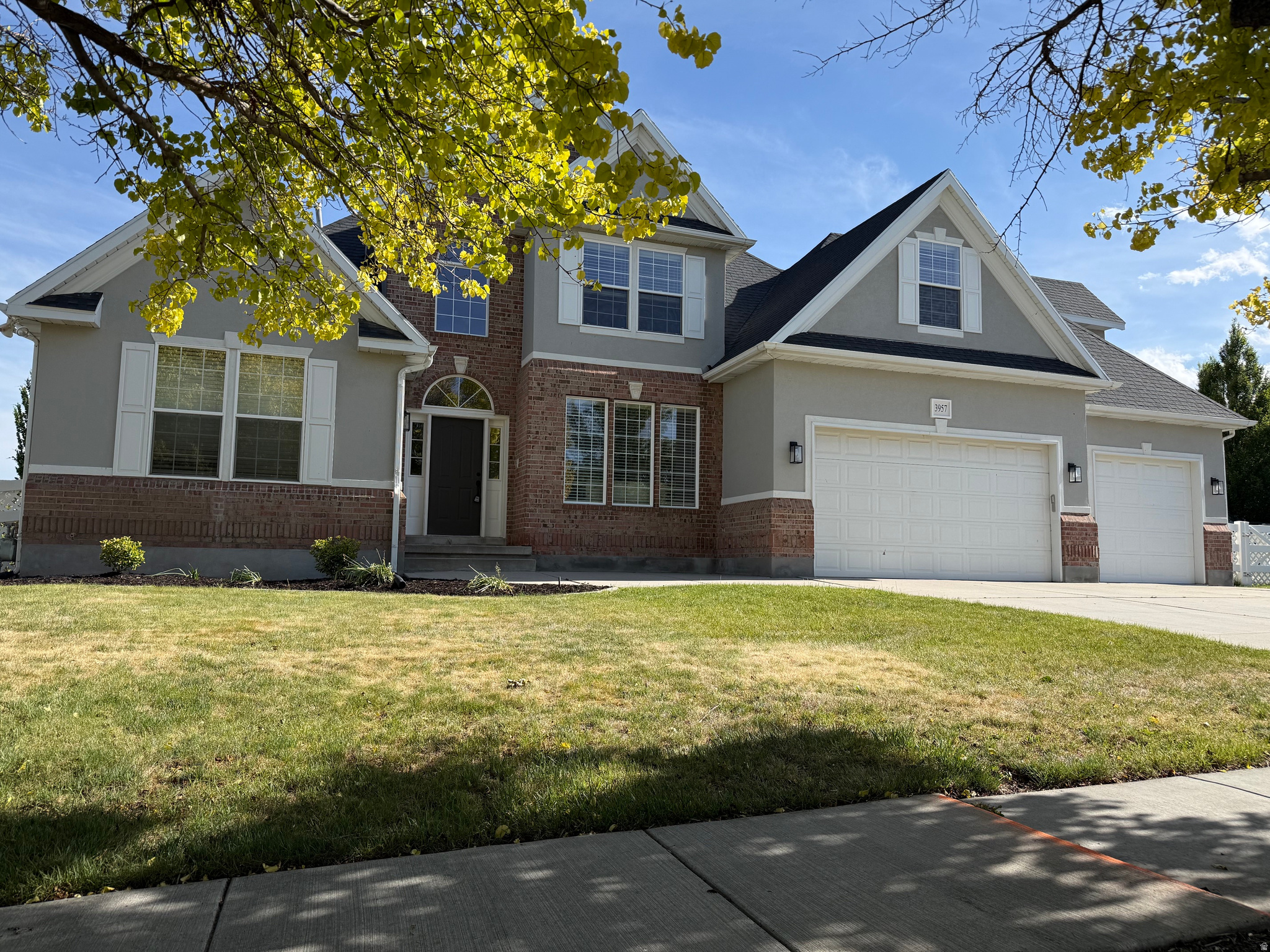 DEER MOUNTAIN ESTATES - Residential