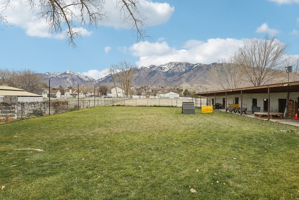 Photo of 11743 S 700 E, Draper, UT 84020 (MLS # 2128132)