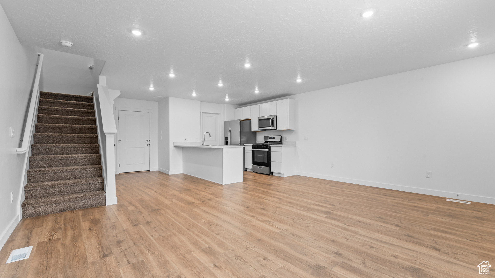 WESTERN ACRES - Residential