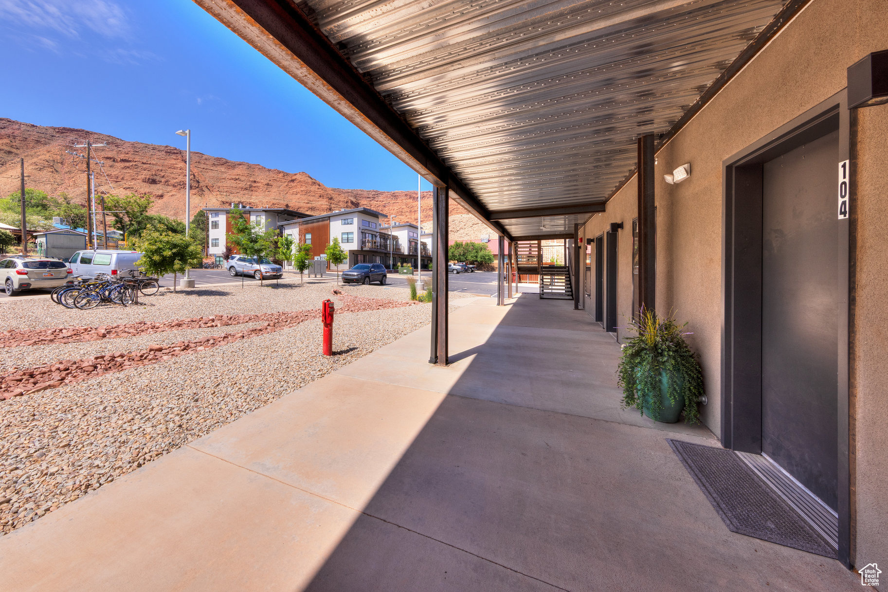 KANE CREEK CONDOS - Residential