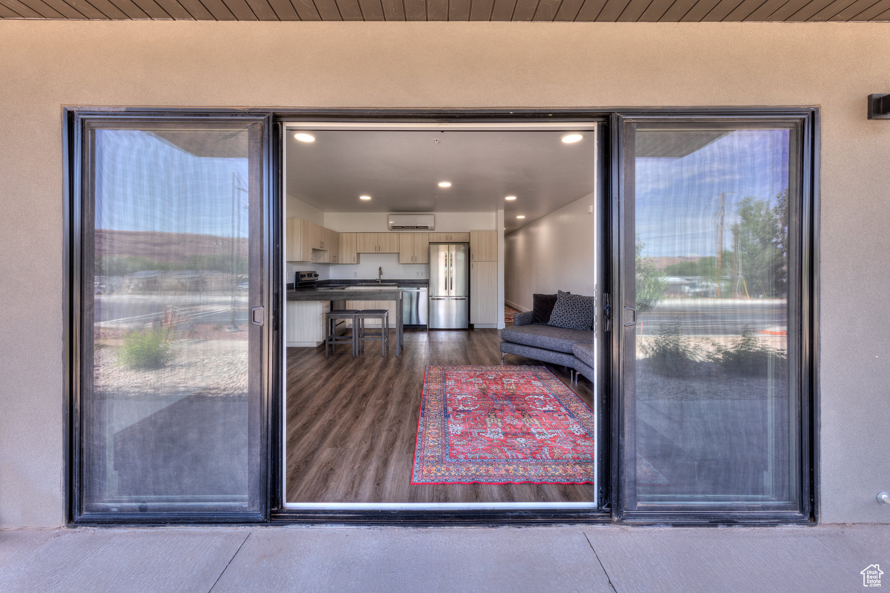 KANE CREEK CONDOS - Residential