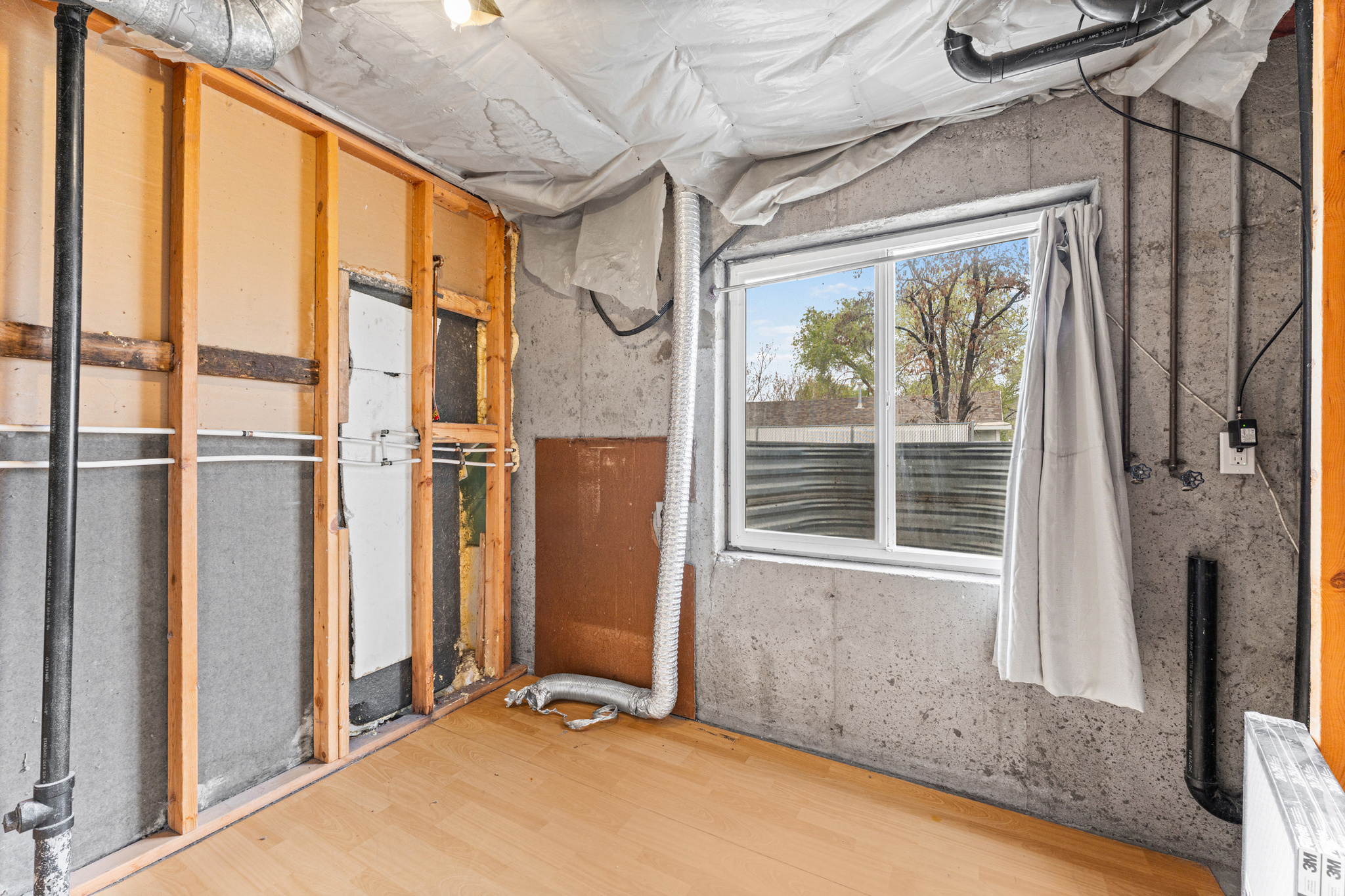 SETTLERS POINT - Residential