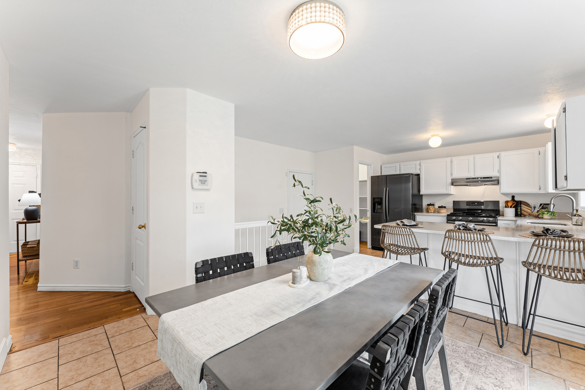 SETTLERS POINT - Residential