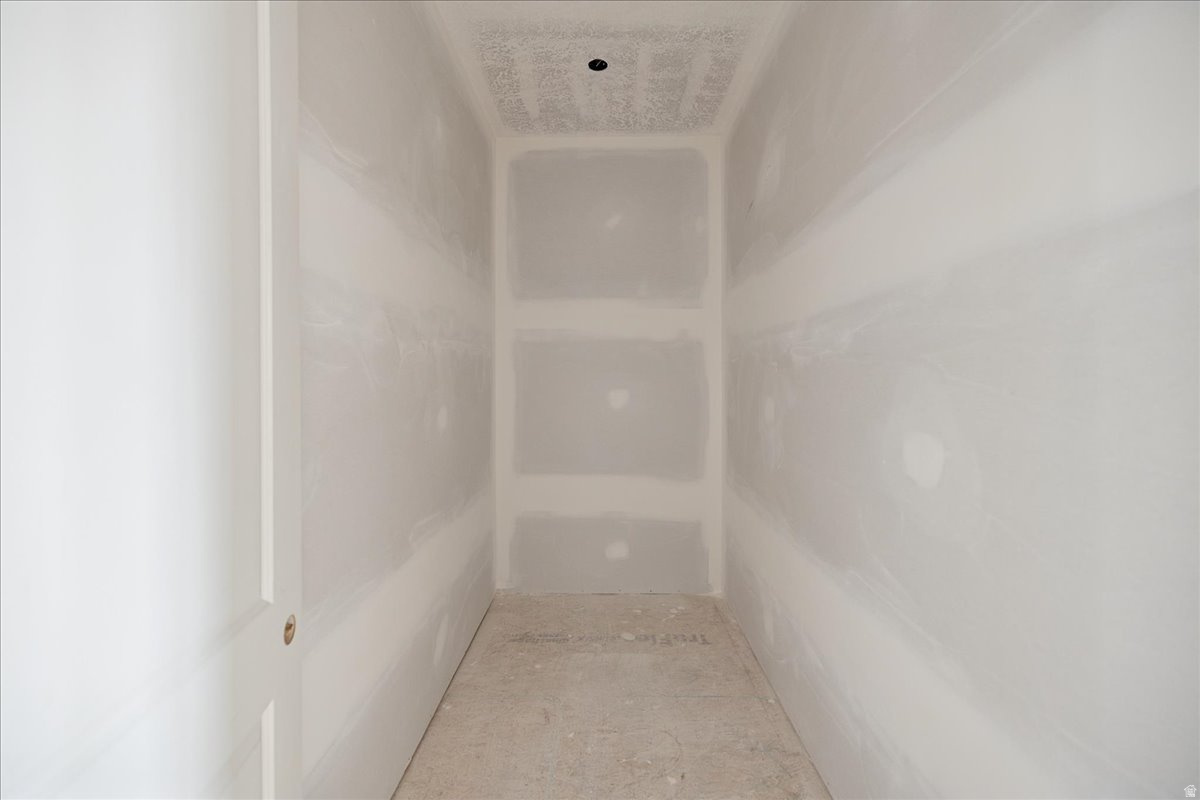 DAYBREAK - Residential