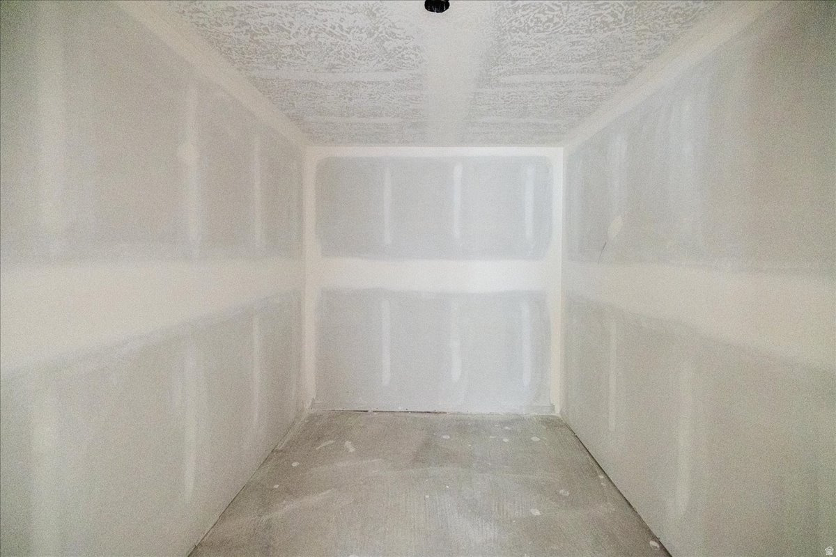 DAYBREAK - Residential