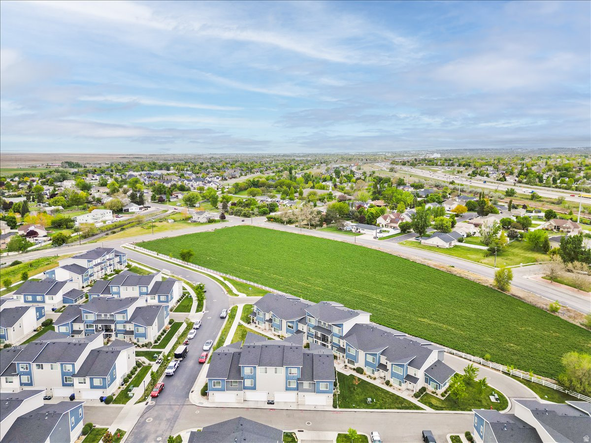 ARROWGATE - Residential