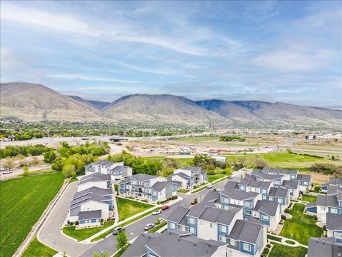 Tiny photo for 1147 N HAIGHT CREEK LOOP, Farmington, UT 84025 (MLS # 2153006)