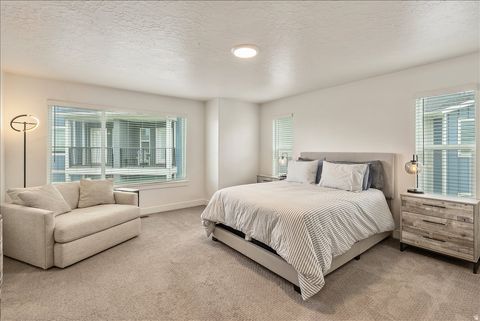 Tiny photo for 1147 N HAIGHT CREEK LOOP, Farmington, UT 84025 (MLS # 2153006)