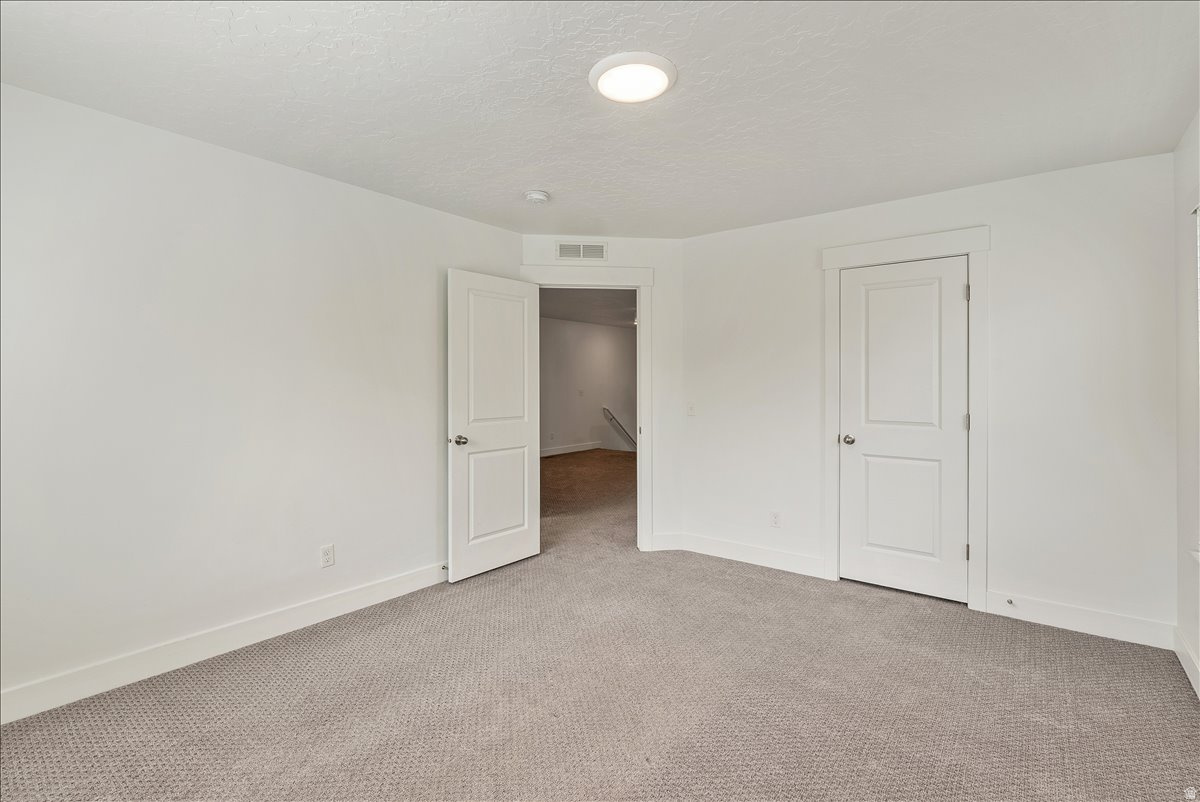 ARROWGATE - Residential