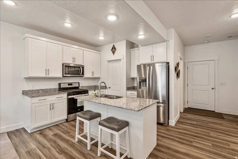 Tiny photo for 1147 N HAIGHT CREEK LOOP, Farmington, UT 84025 (MLS # 2153006)