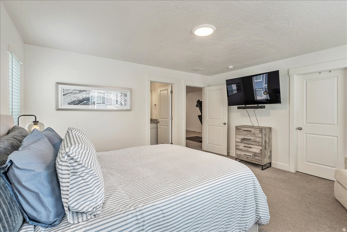 ARROWGATE - Residential