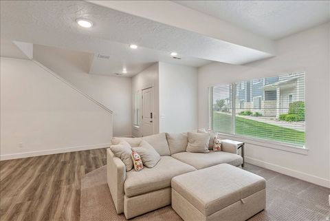 Tiny photo for 1147 N HAIGHT CREEK LOOP, Farmington, UT 84025 (MLS # 2153006)