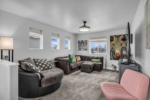 Tiny photo for 2049 W NATALIE AVE, Syracuse, UT 84075 (MLS # 2138073)