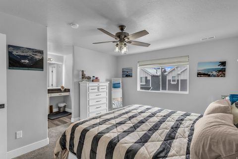 Tiny photo for 2049 W NATALIE AVE, Syracuse, UT 84075 (MLS # 2138073)