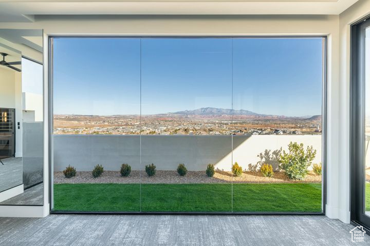 STONE CLIFF - Residential