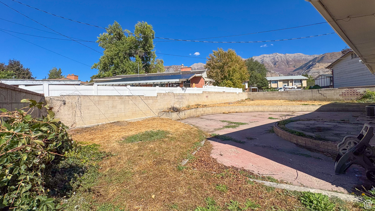 ALPINE GARDENS - Residential