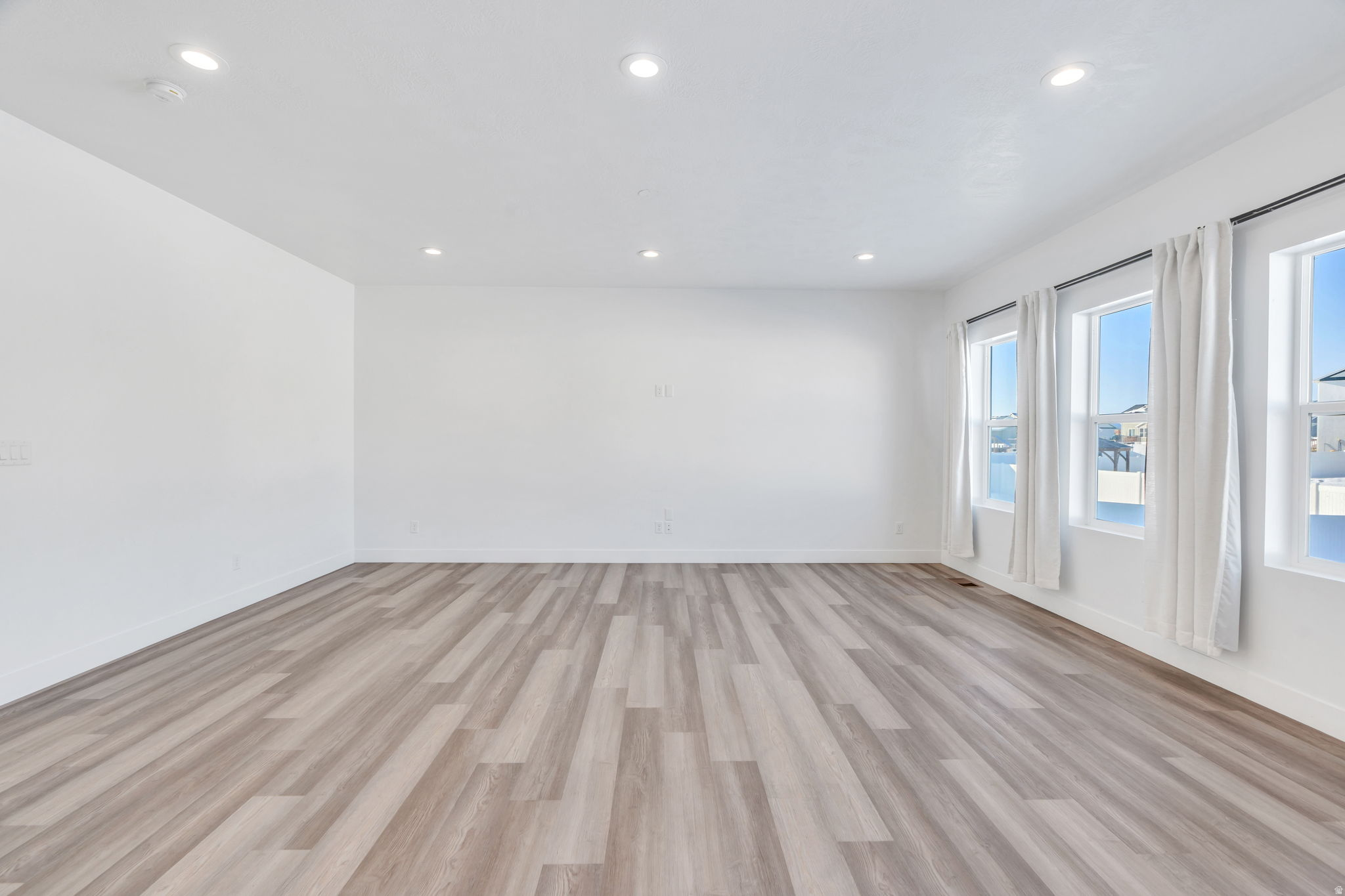 SUNSET RIDGE - Residential