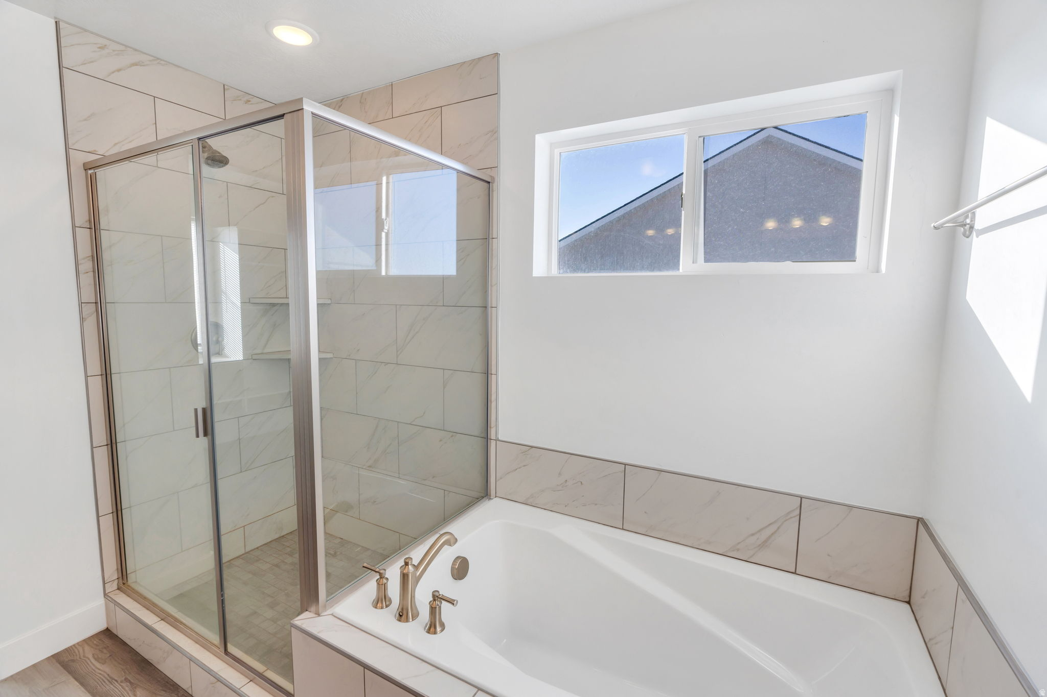 SUNSET RIDGE - Residential