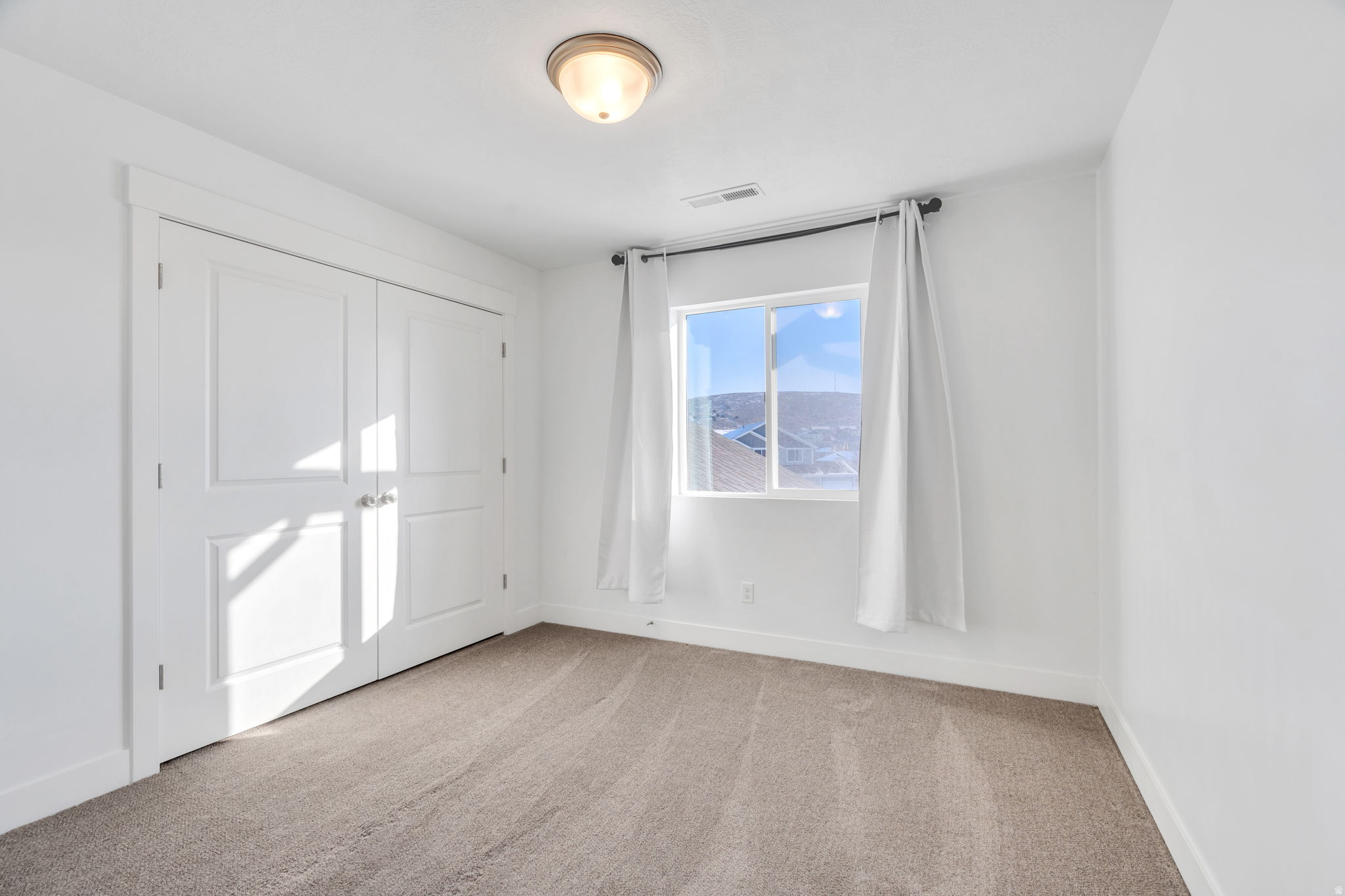 SUNSET RIDGE - Residential