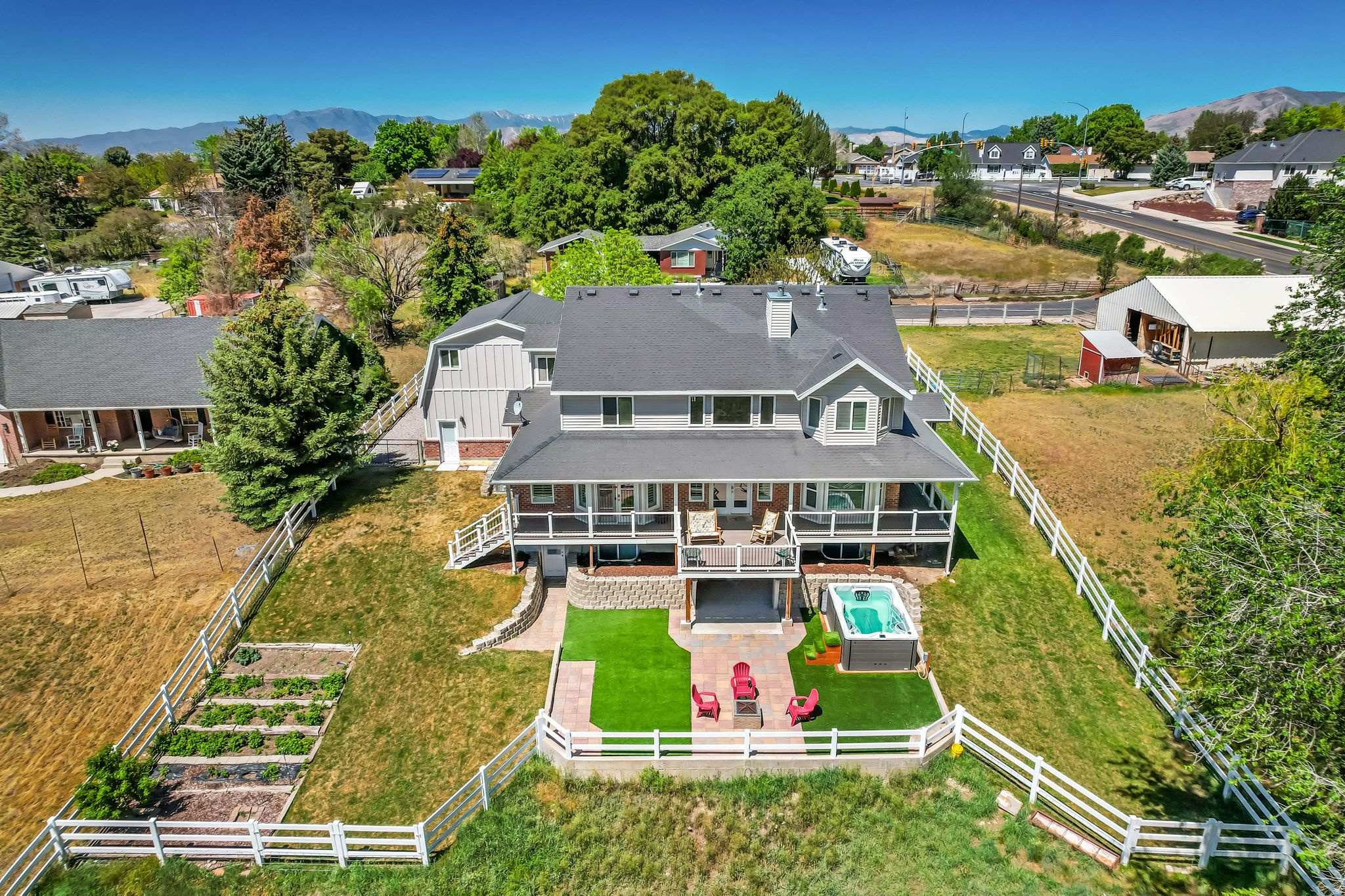 FAIRWAY ACRE ESTATES - Residential
