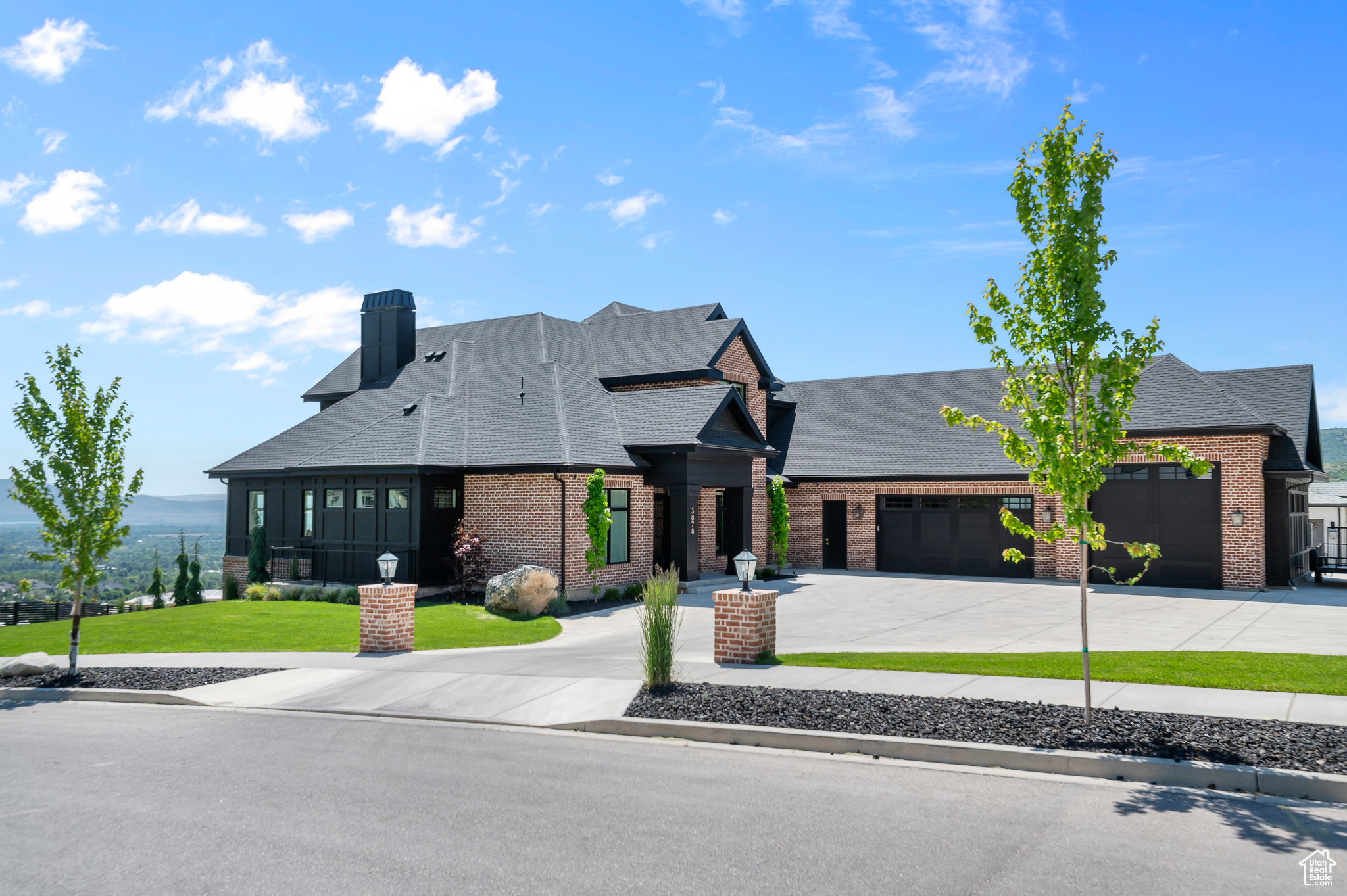 LAMBERT PARK ESTATES - Residential