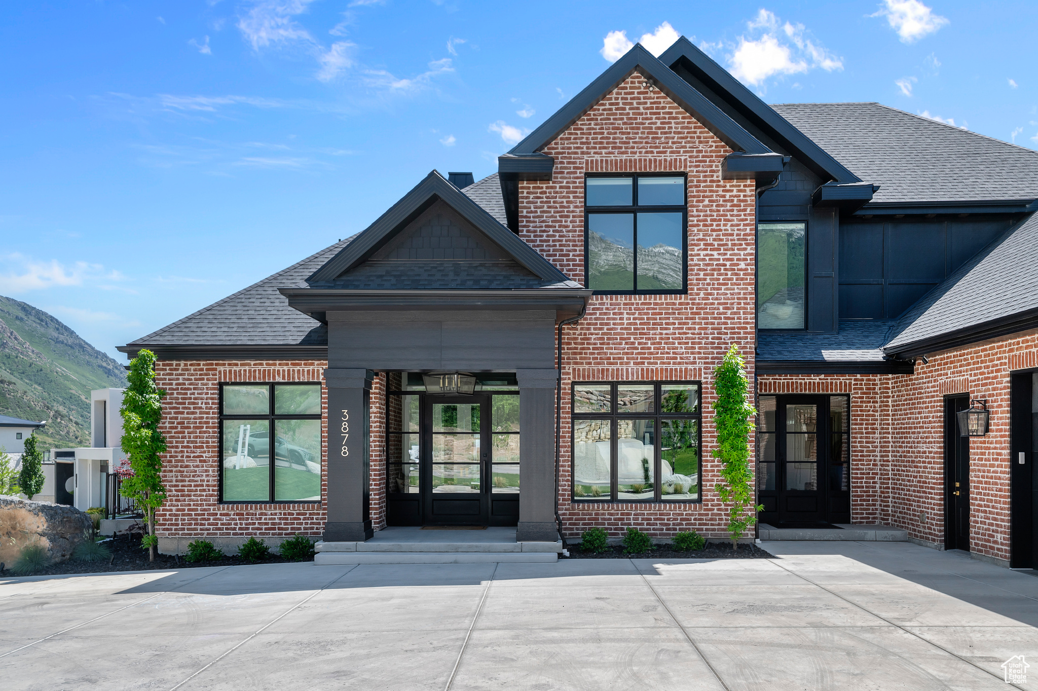 LAMBERT PARK ESTATES - Residential