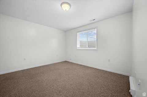 Tiny photo for 1746 S 300 E, Kaysville, UT 84037 (MLS # 2116841)
